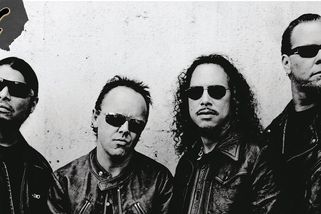 Největší hit Metalliky: Hetfield se styděl a Hammett nepřišel do studia